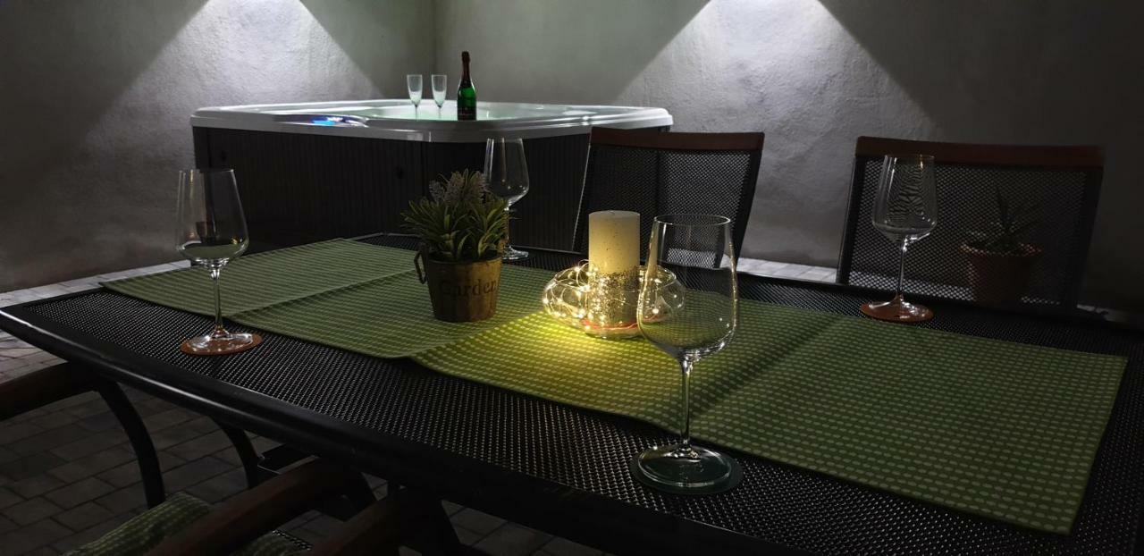 Apartman Malu Makarska Eksteriør billede