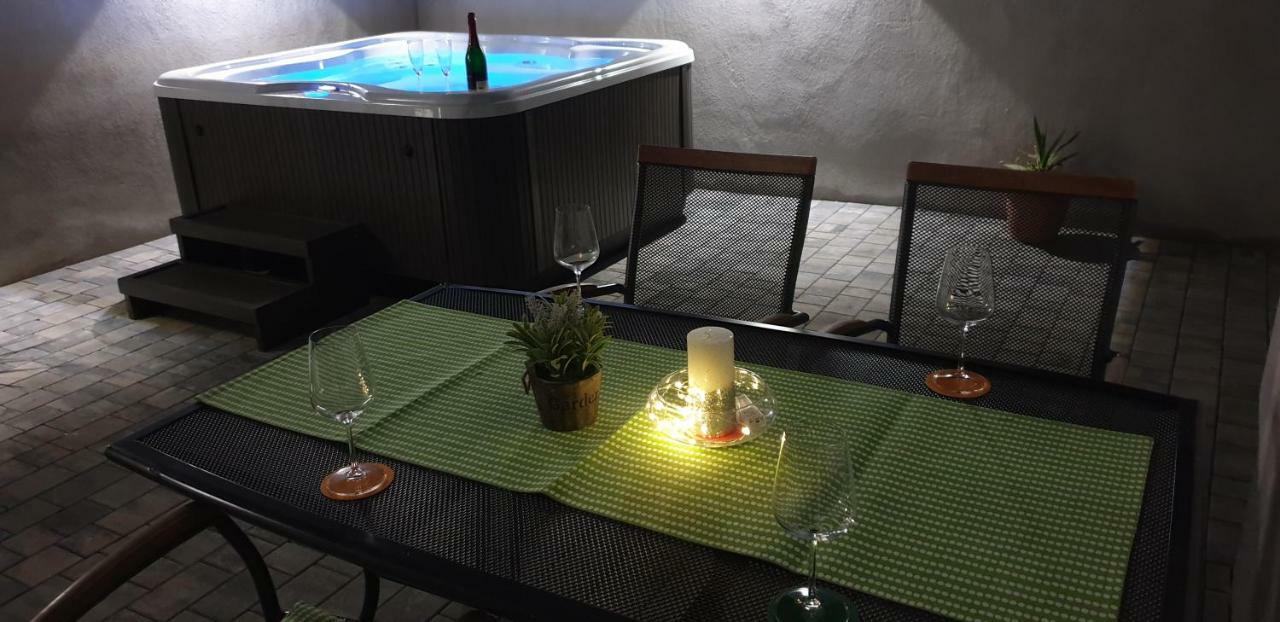 Apartman Malu Makarska Eksteriør billede